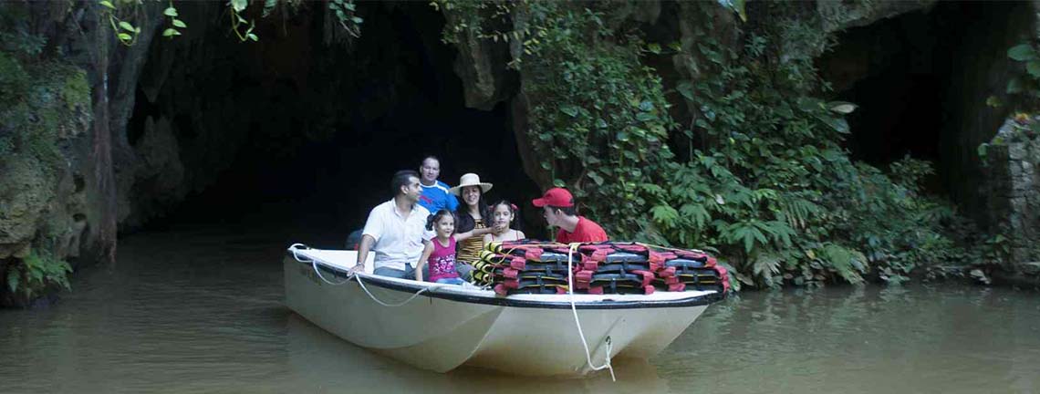 Excursion dans la Cueva del Indio, Viñales, Pinar del Río